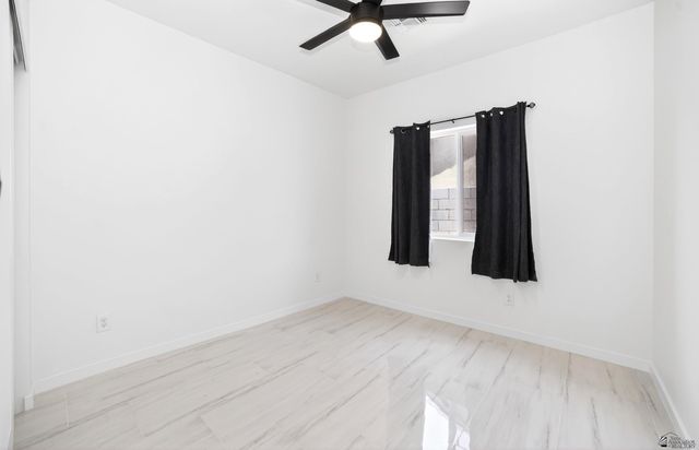 4682 E Ortega St, San Luis, AZ 85336