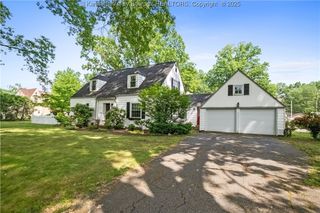 102 49th Street Se, Charleston, WV 25304