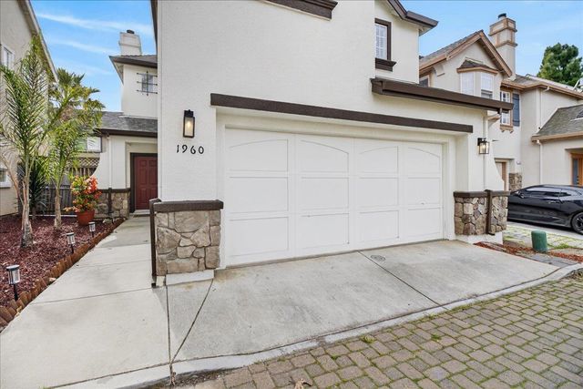 1960 Bradbury Street, Salinas, CA 93906