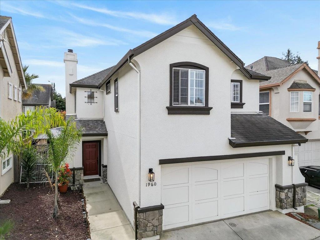 1960 Bradbury Street, Salinas, CA 93906