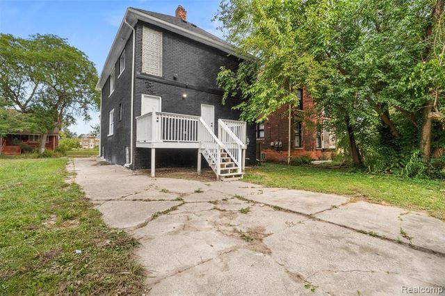 637 Manistique Street, Detroit, MI 48215