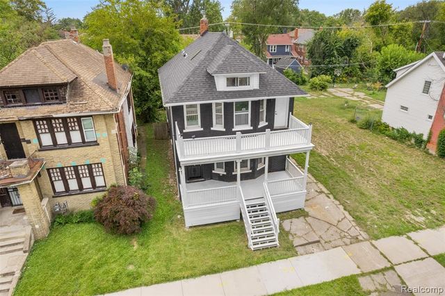 637 Manistique Street, Detroit, MI 48215