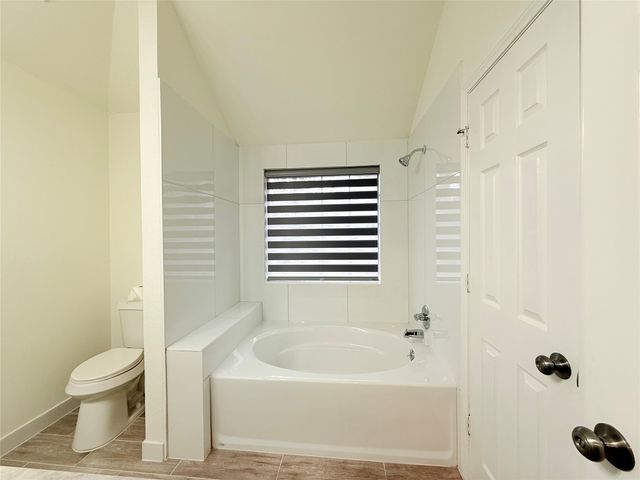 2711 Canterbury Street, Euless, TX 76039