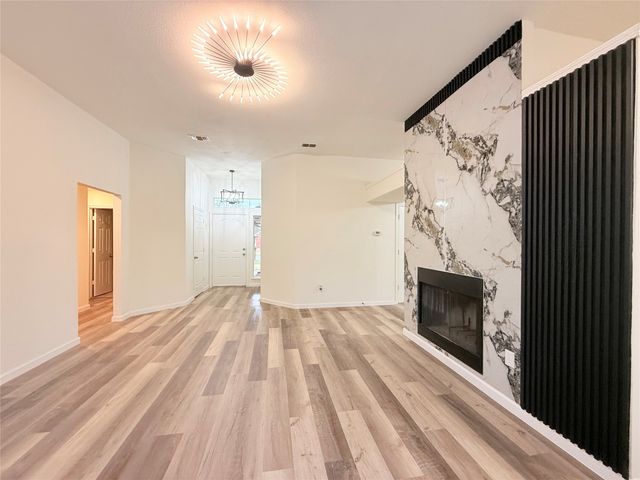 2711 Canterbury Street, Euless, TX 76039