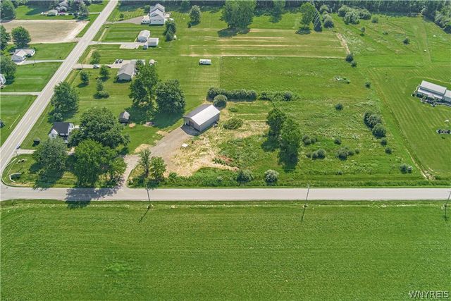 6722 Hatter Road, Newfane, NY 14108