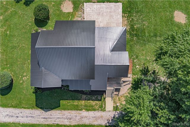 6722 Hatter Road, Newfane, NY 14108