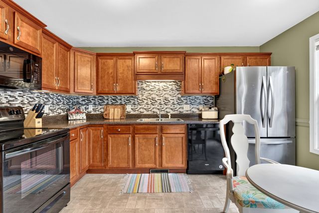 2688 Cider Dr, Clarksville, TN 37040
