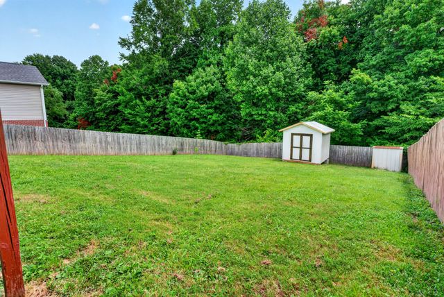 2688 Cider Dr, Clarksville, TN 37040