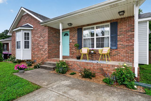 2688 Cider Dr, Clarksville, TN 37040