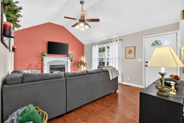 2688 Cider Dr, Clarksville, TN 37040