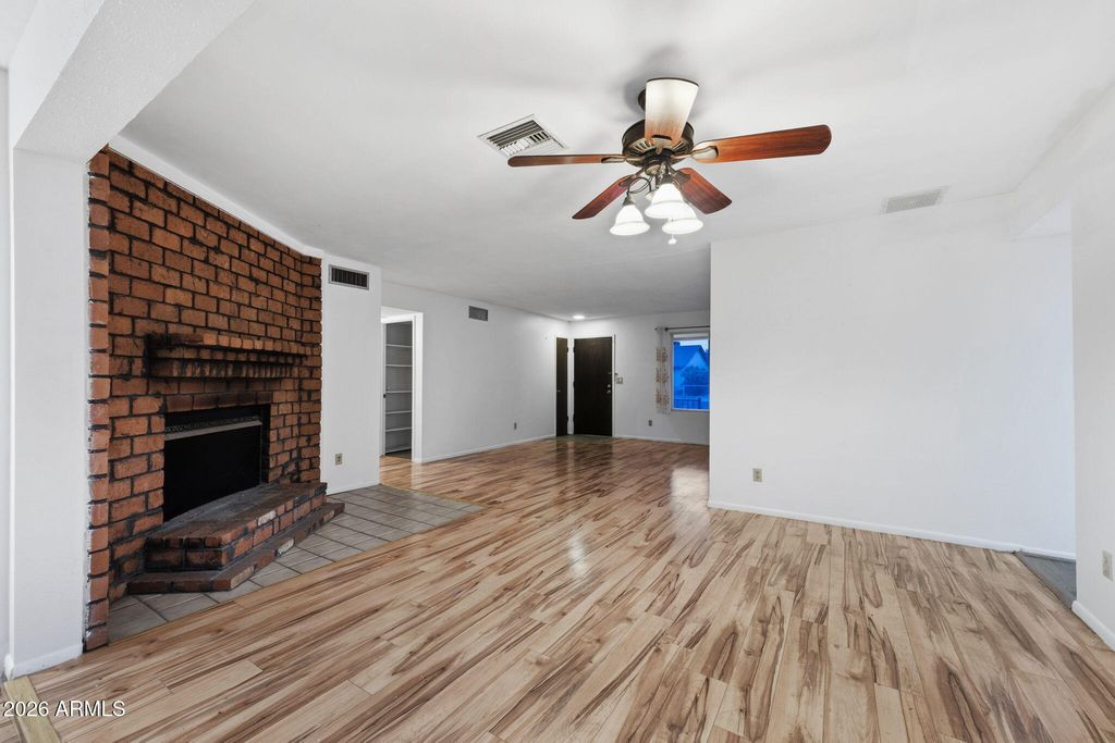 573 E LINDA Avenue, Apache Junction, AZ 85119 — photo 2