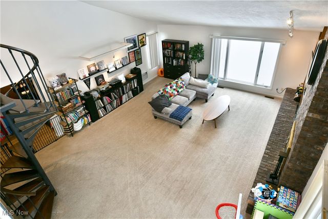 4650 Logan Gate Road, Youngstown, OH 44505