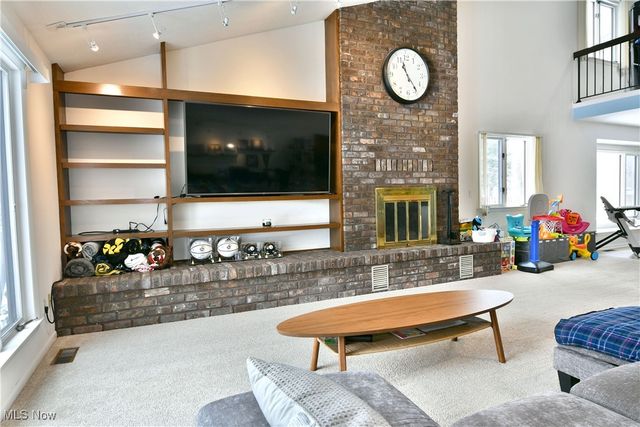 4650 Logan Gate Road, Youngstown, OH 44505