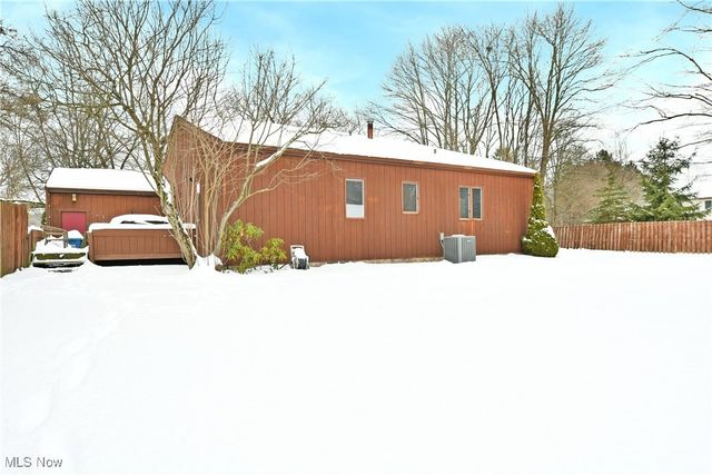 4650 Logan Gate Road, Youngstown, OH 44505