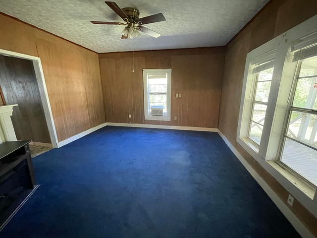 505 W 10th Ave., Lumberton, MS 39455