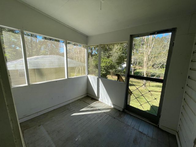 505 W 10th Ave., Lumberton, MS 39455