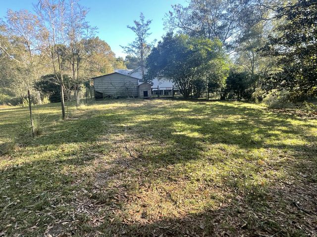 505 W 10th Ave., Lumberton, MS 39455