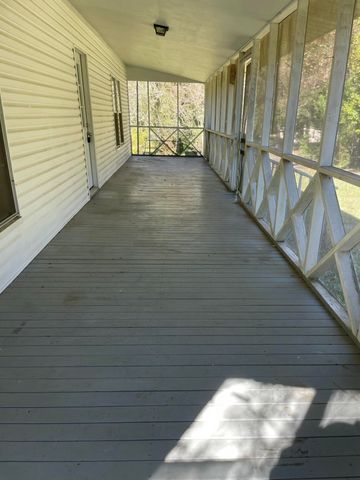 505 W 10th Ave., Lumberton, MS 39455