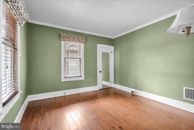211 S LOGAN, Audubon, NJ 08106