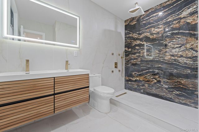 11620 194th Street, Saint Albans, NY 11412