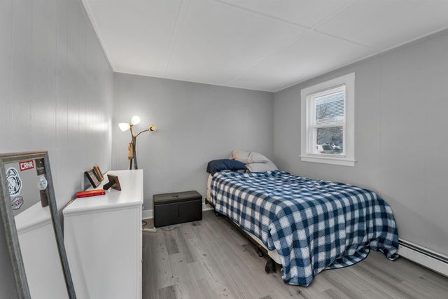 47 Pickering Road, Rochester, NH 03867