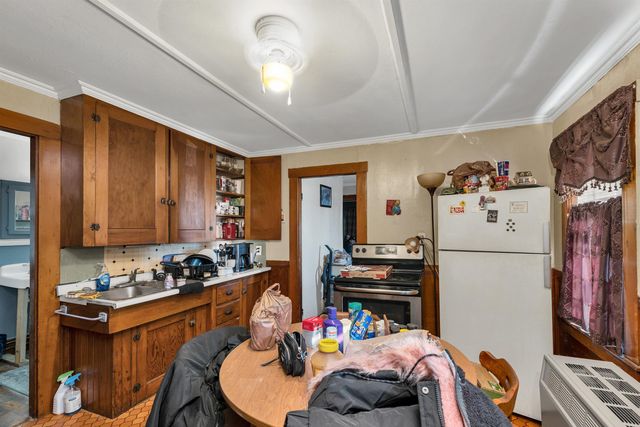 47 Pickering Road, Rochester, NH 03867