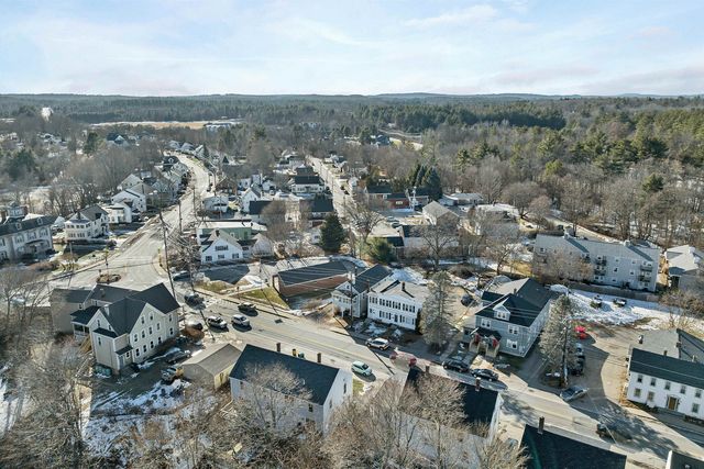 47 Pickering Road, Rochester, NH 03867