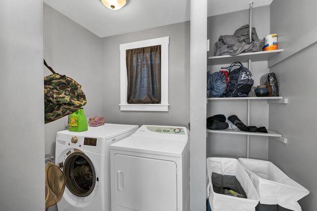 47 Pickering Road, Rochester, NH 03867