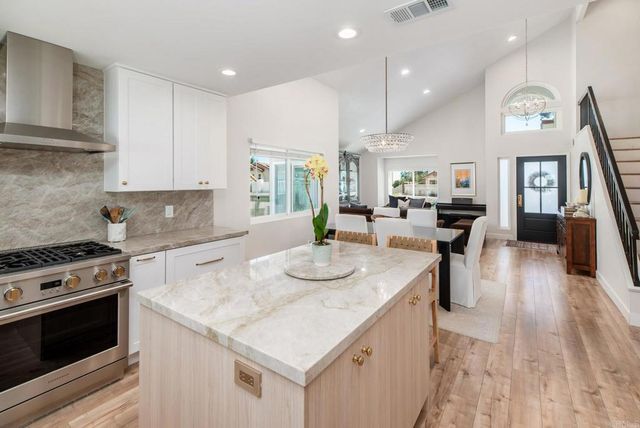 12831 Isocoma Street, San Diego, CA 92129