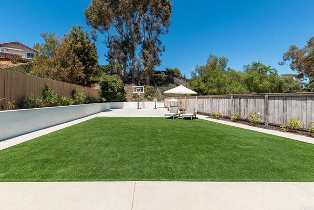 12831 Isocoma Street, San Diego, CA 92129