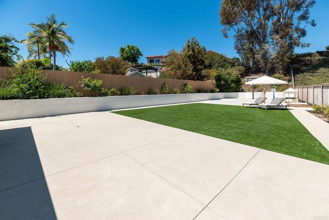 12831 Isocoma Street, San Diego, CA 92129