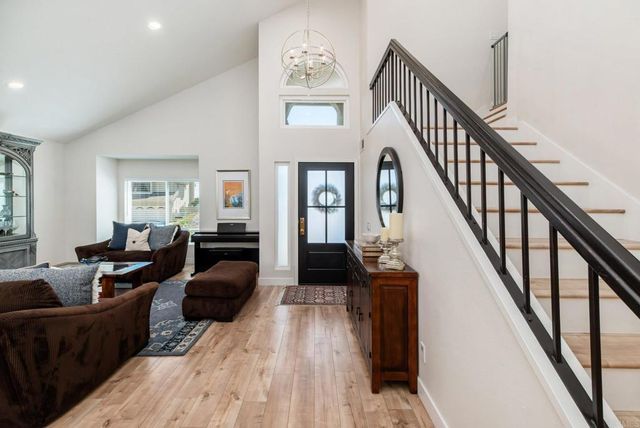 12831 Isocoma Street, San Diego, CA 92129