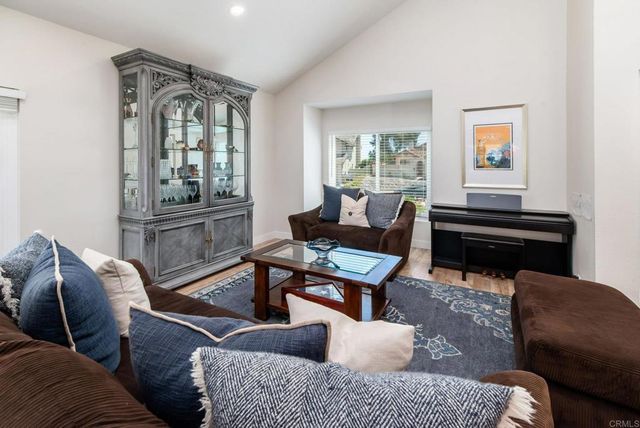 12831 Isocoma Street, San Diego, CA 92129