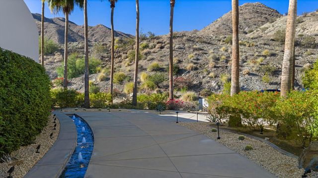 30 Hillcrest Drive, Rancho Mirage, CA 92270