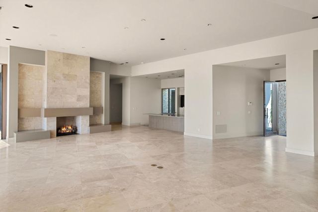 30 Hillcrest Drive, Rancho Mirage, CA 92270