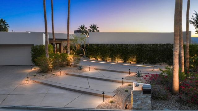 30 Hillcrest Drive, Rancho Mirage, CA 92270