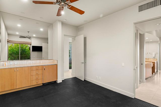 30 Hillcrest Drive, Rancho Mirage, CA 92270