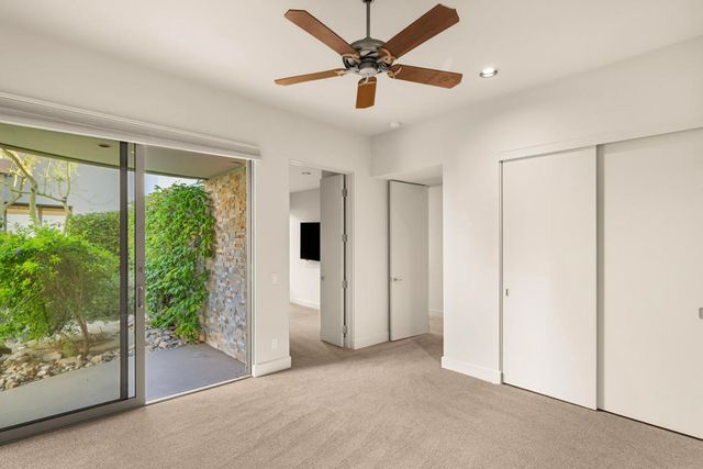 30 Hillcrest Drive, Rancho Mirage, CA 92270