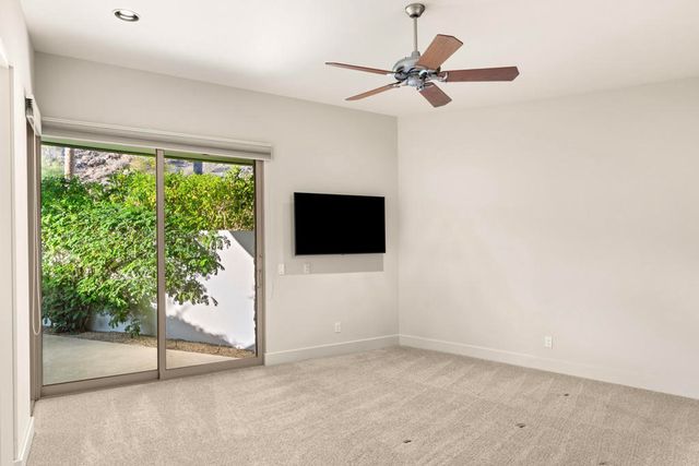 30 Hillcrest Drive, Rancho Mirage, CA 92270