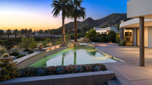 30 Hillcrest Drive, Rancho Mirage, CA 92270