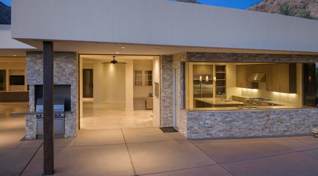 30 Hillcrest Drive, Rancho Mirage, CA 92270