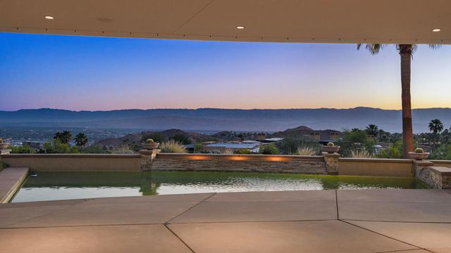 30 Hillcrest Drive, Rancho Mirage, CA 92270