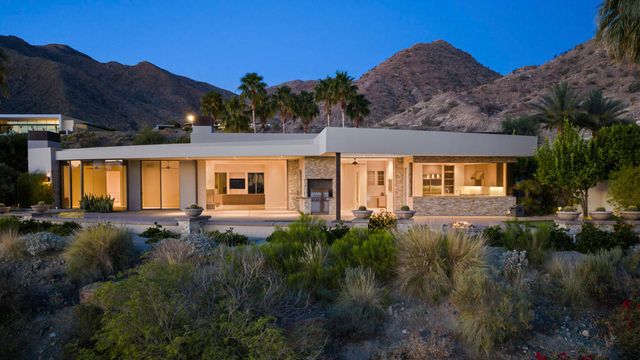 30 Hillcrest Drive, Rancho Mirage, CA 92270