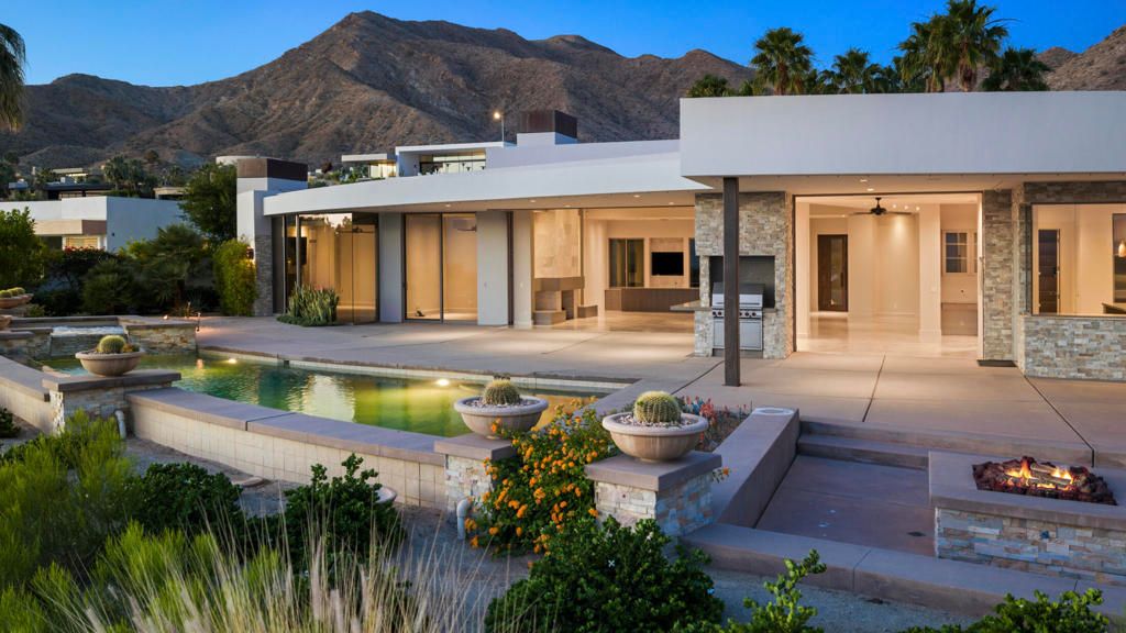 30 Hillcrest Drive, Rancho Mirage, CA 92270