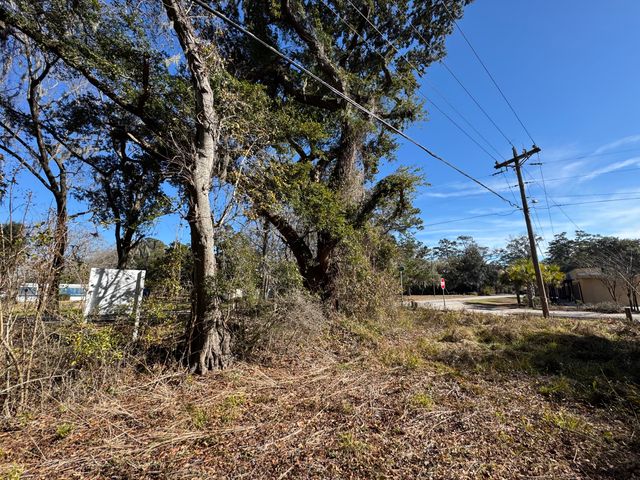 2044 River Road, Johns Island, SC 29455