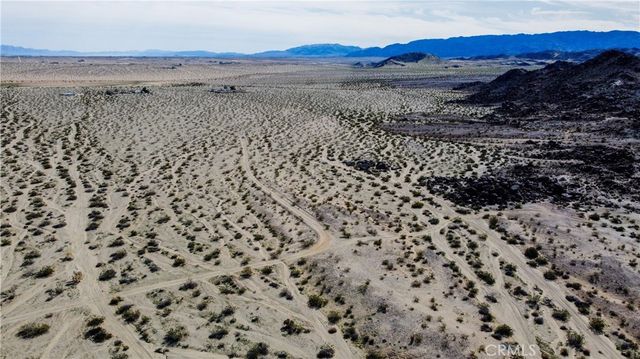 0 Sunny Sands Drive, Joshua Tree, CA 92252