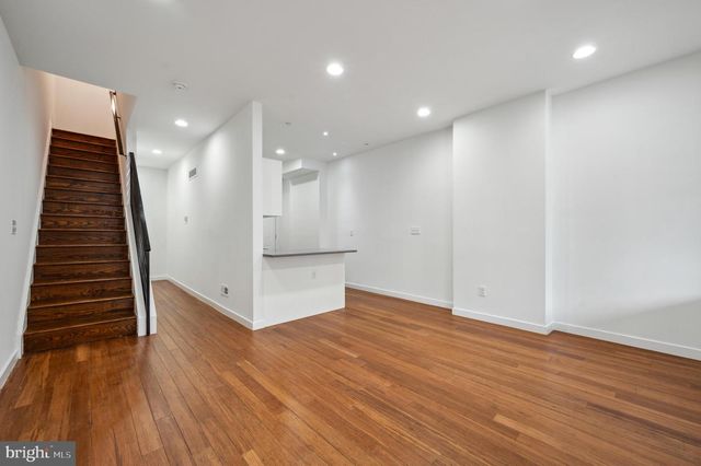 427 N BUDD ST, Philadelphia, PA 19104