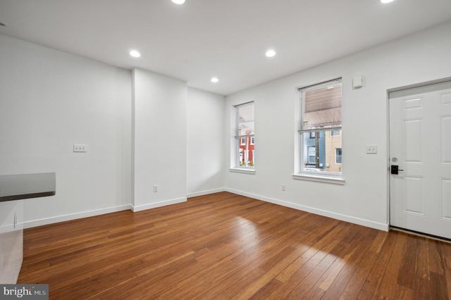 427 N BUDD ST, Philadelphia, PA 19104