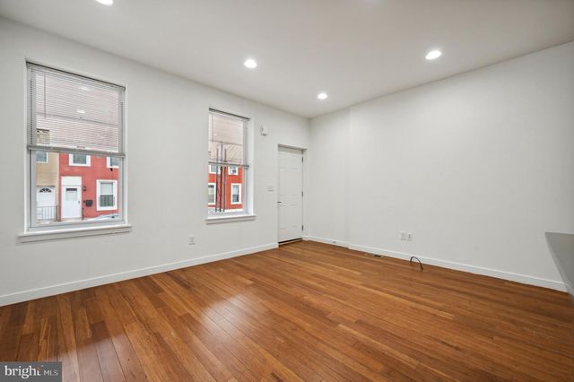 427 N BUDD ST, Philadelphia, PA 19104