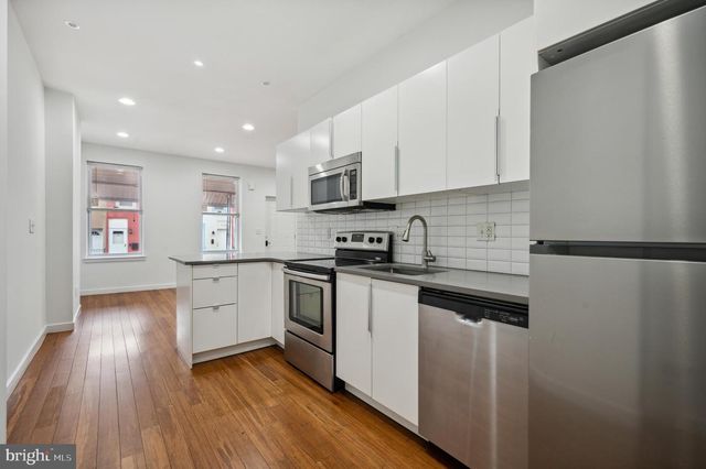 427 N BUDD ST, Philadelphia, PA 19104